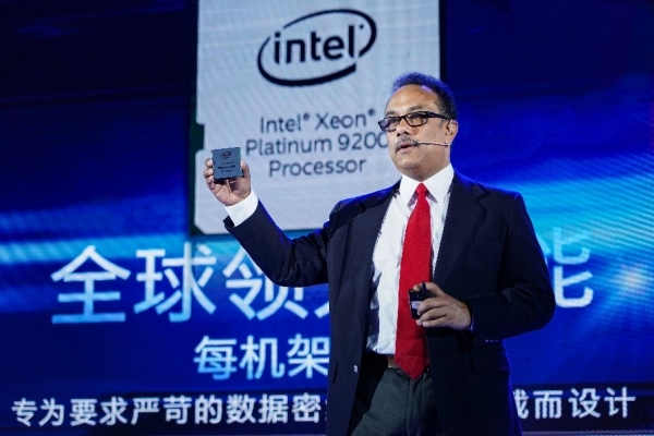 1558076307604596.jpg lihHJGgWHlTbU_600.jpg